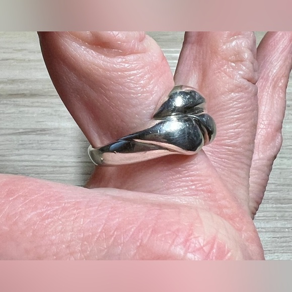Vintage Designer Signed MWS Sterling Silver Abstract Modernist Ring, Size 8.5 - Picture 10 of 11